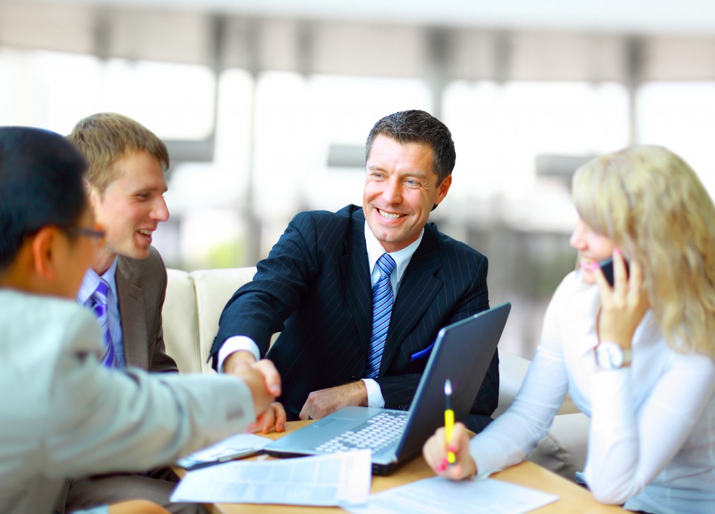 Top 5 ngành tuyển dụng việc tốt lương cao trên 1001 việc làm